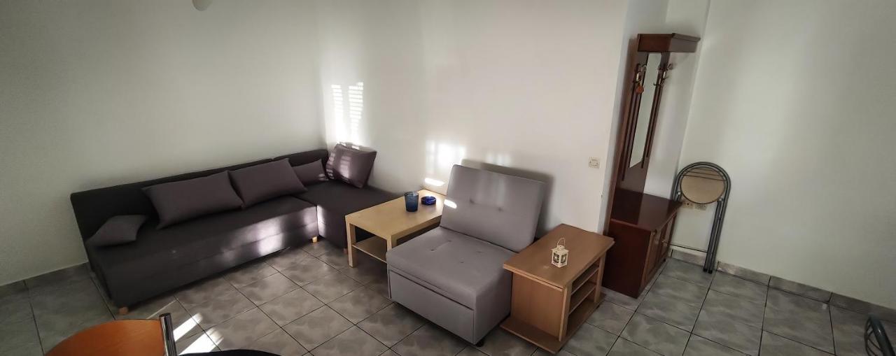 Appartement Loutraki Times Extérieur photo